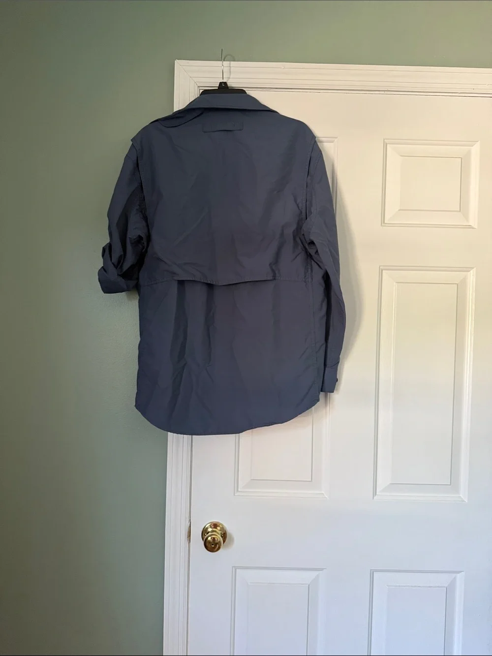 Duluth Trading Co Slate Blue Long Sleeve Button Up Shirt